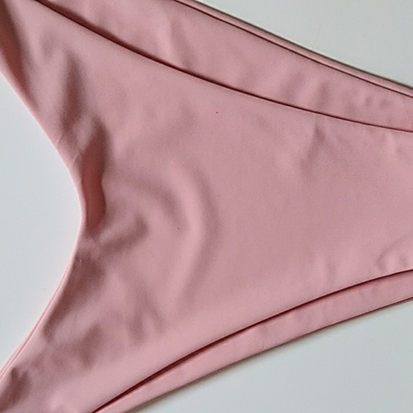 BIKINI PINK RUFFLE SWIMSUIT - Picture 4 of 7